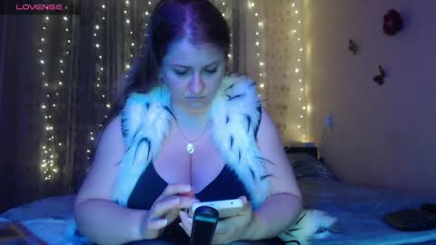 mistresscaro online show from April 8, 2026, 6:19 pm