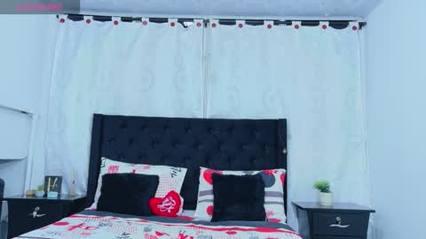 Snapshot of mistresskattia chatting on September 15, 2025, 1:05 am mistresskattia online show from September 15, 2025, 1:05 am