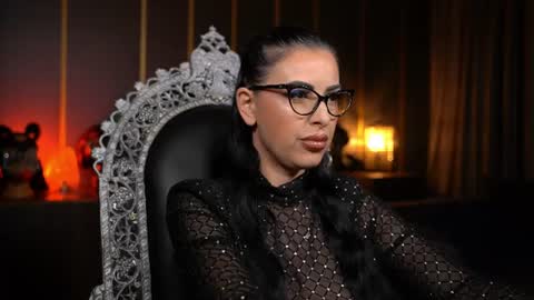 Snapshot of mistresskellykent chatting on June 9, 2026, 8:31 pm Mistress Kelly online show from June 9, 2026, 8:31 pm