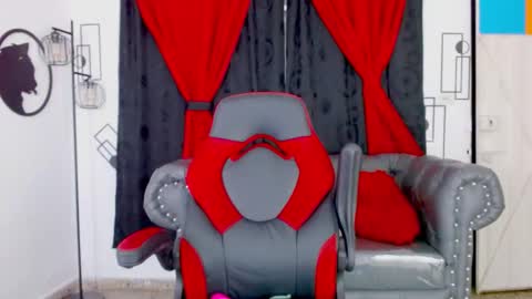 Mistresslombana online show from March 4, 2026, 3:23 am