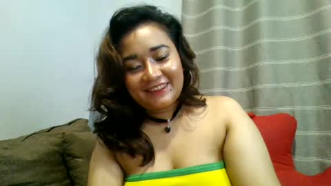 MISTRESSAURA69x online show from July 17, 2026, 6:35 pm