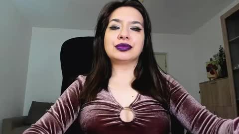YourGoddessM online show from June 4, 2026, 10:54 am