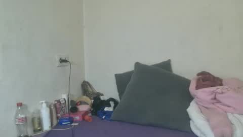 mistressmilly32 online show from March 4, 2026, 9:54 pm