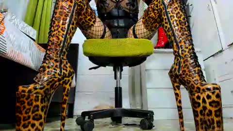 Snapshot of mistresstiffany69 chatting on August 8, 2026, 7:21 am Tiffany online show from August 8, 2026, 7:21 am
