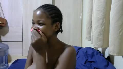 misty_shee online show from February 20, 2025, 8:58 pm