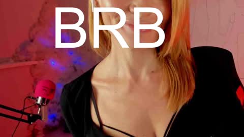 MistyBarnes NONUDE MODEL online show from January 11, 2025, 1:32 pm