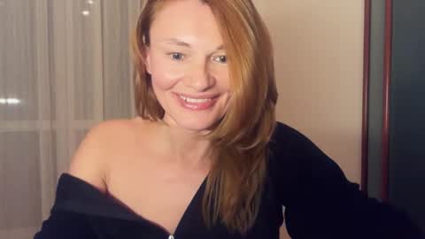 Snapshot of mistybarnes chatting on April 19, 2026, 6:10 pm MistyBarnes NONUDE MODEL online show from April 19, 2026, 6:10 pm