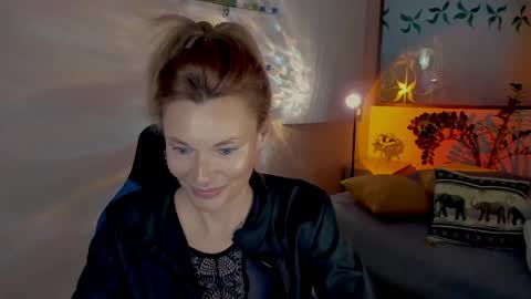 Snapshot of mistybarnes chatting on May 11, 2026, 4:04 pm MistyBarnes NONUDE MODEL online show from May 11, 2026, 4:04 pm