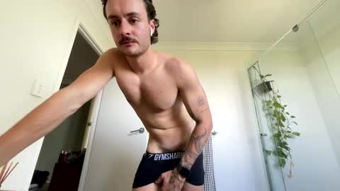 Snapshot of mitch28282 chatting on November 25, 2025, 4:56 am mitch28282 online show from November 25, 2025, 4:56 am