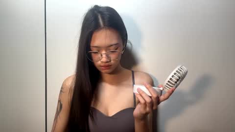 Snapshot of mitchellallanson chatting on July 16, 2026, 7:20 pm Alice online show from July 16, 2026, 7:20 pm