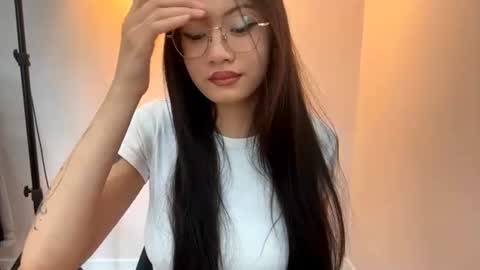 Snapshot of mitchellallanson chatting on July 24, 2026, 9:29 am Alice online show from July 24, 2026, 9:29 am