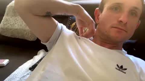 mitchi198989 online show from April 2, 2026, 11:08 am