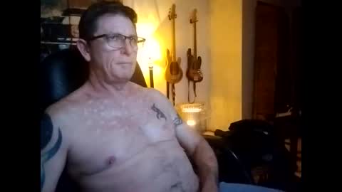 Snapshot of mitchnails69 chatting on January 10, 2025, 8:07 am BobbyMitchGa online show from January 10, 2025, 8:07 am