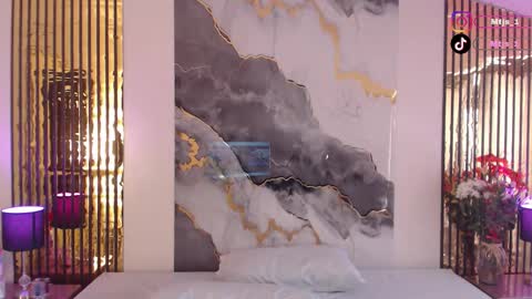 Snapshot of miticabrennet chatting on March 13, 2026, 2:56 pm Mtica Brennet online show from March 13, 2026, 2:56 pm