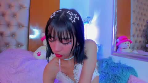Snapshot of mitsuritempt chatting on July 2, 2026, 12:33 pm Mitsuri Tempt online show from July 2, 2026, 12:33 pm