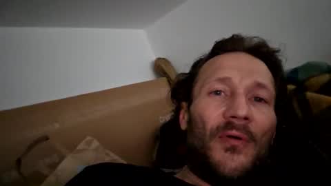 Snapshot of mitzio11 chatting on November 10, 2025, 6:56 am Mitzio11 online show from November 10, 2025, 6:56 am