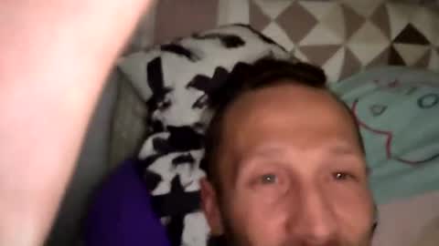 Snapshot of mitzio11 chatting on August 4, 2026, 2:26 am Mitzio11 online show from August 4, 2026, 2:26 am