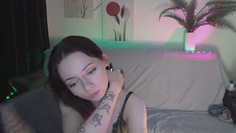 Yuka online show from February 5, 2025, 10:22 pm