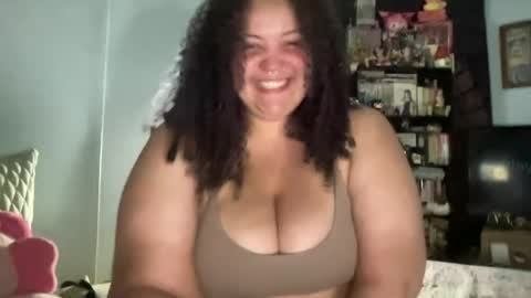 Snapshot of mixxedgoodness222 chatting on July 15, 2026, 1:33 am mixxedgoodness222 online show from July 15, 2026, 1:33 am