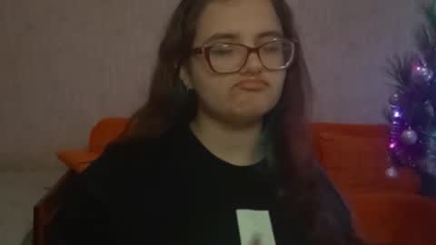 Milana online show from January 10, 2026, 7:43 am