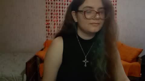 Milana online show from April 9, 2026, 7:14 am