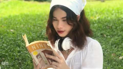 Miyakabebe online show from October 20, 2025, 5:57 pm