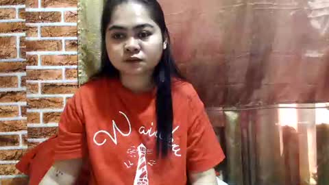 Cutiepie online show from April 15, 2026, 5:36 am
