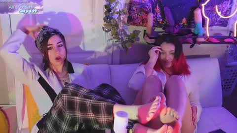 Hera  Tethra Bathtub stream  20k followers  Ask about our custom videos3 online show from January 10, 2025, 2:23 pm