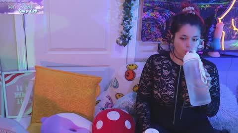 Hera  Tethra Bathtub stream  20k followers  Ask about our custom videos3 online show from January 27, 2025, 3:28 pm