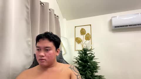 Michole Jay online show from November 24, 2025, 2:50 pm