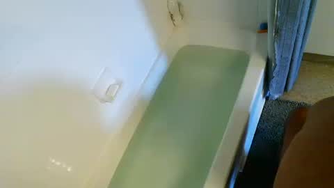 mjeffrey460699861 online show from October 2, 2025, 12:23 pm