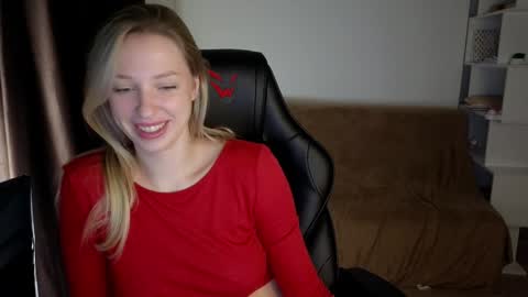 Lili online show from December 31, 2024, 4:38 am