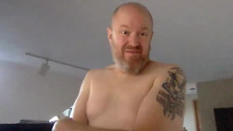 Snapshot of mness2024 chatting on October 21, 2025, 12:17 pm MassachusettsMness online show from October 21, 2025, 12:17 pm