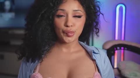 Ruxxx online show from October 20, 2025, 8:15 am