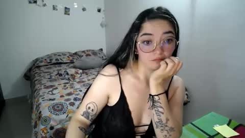 Sam online show from November 21, 2025, 2:32 am