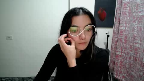 Sam online show from June 3, 2026, 2:47 am