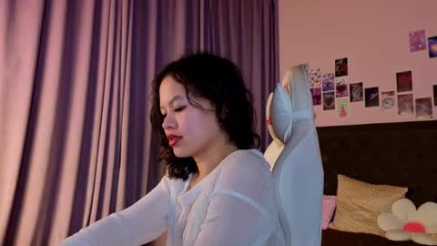 moco_choco online show from April 16, 2026, 6:25 am