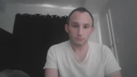 modelstar123 online show from November 3, 2025, 9:48 pm