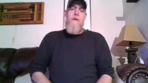 moeblick online show from January 12, 2025, 2:19 pm