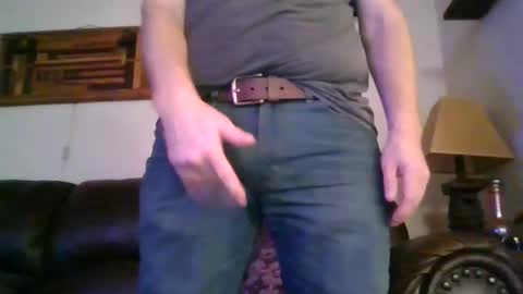 moeblick online show from January 17, 2025, 11:40 pm