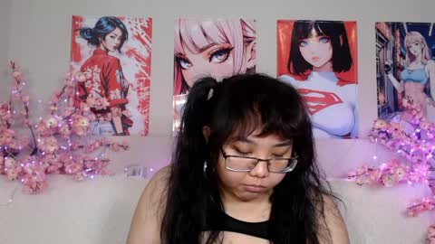 Molly online show from May 29, 2026, 5:16 am