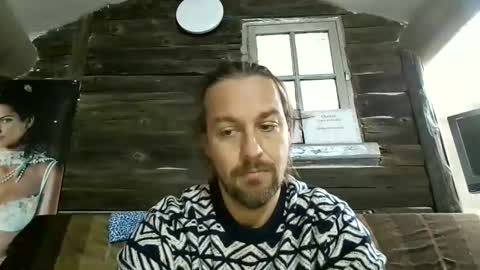 Julien online show from November 7, 2025, 9:09 am