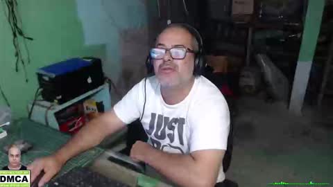 Snapshot of mokkaccmm chatting on February 2, 2026, 12:42 am Mokkaf online show from February 2, 2026, 12:42 am