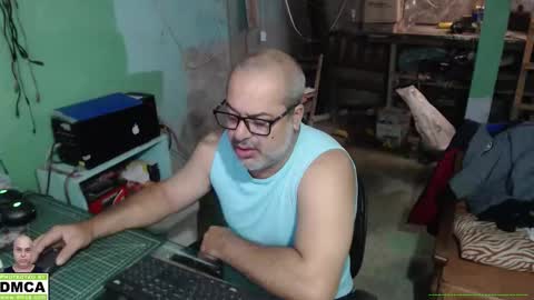 Snapshot of mokkaccmm chatting on February 4, 2026, 10:43 am Mokkaf online show from February 4, 2026, 10:43 am