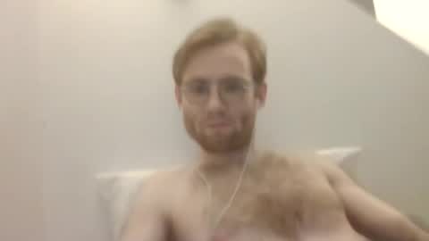 Snapshot of molliter chatting on December 4, 2024, 7:23 pm molliter online show from December 4, 2024, 7:23 pm