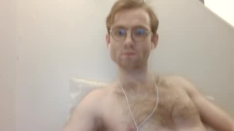 Snapshot of molliter chatting on December 9, 2024, 5:19 pm molliter online show from December 9, 2024, 5:19 pm