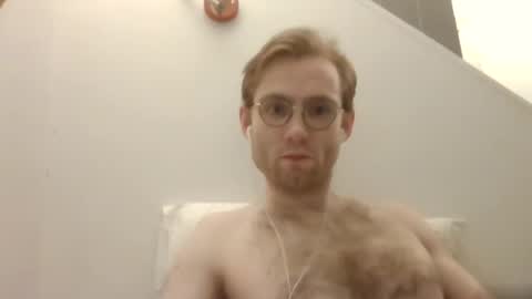 Snapshot of molliter chatting on December 10, 2024, 11:51 pm molliter online show from December 10, 2024, 11:51 pm