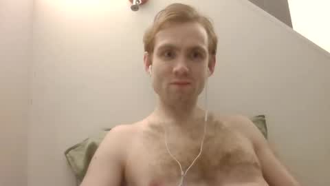 Snapshot of molliter chatting on February 2, 2025, 11:32 pm molliter online show from February 2, 2025, 11:32 pm