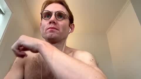 Snapshot of molliter chatting on October 8, 2025, 4:04 pm molliter online show from October 8, 2025, 4:04 pm