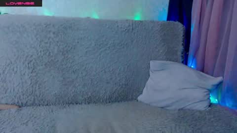 Molly1sex online show from May 19, 2026, 1:56 am